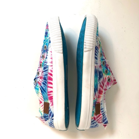 BLOWFISH Malibu Playbuzz Tie Dye Slip-On Sneaker - EUC - Picture 6 of 13